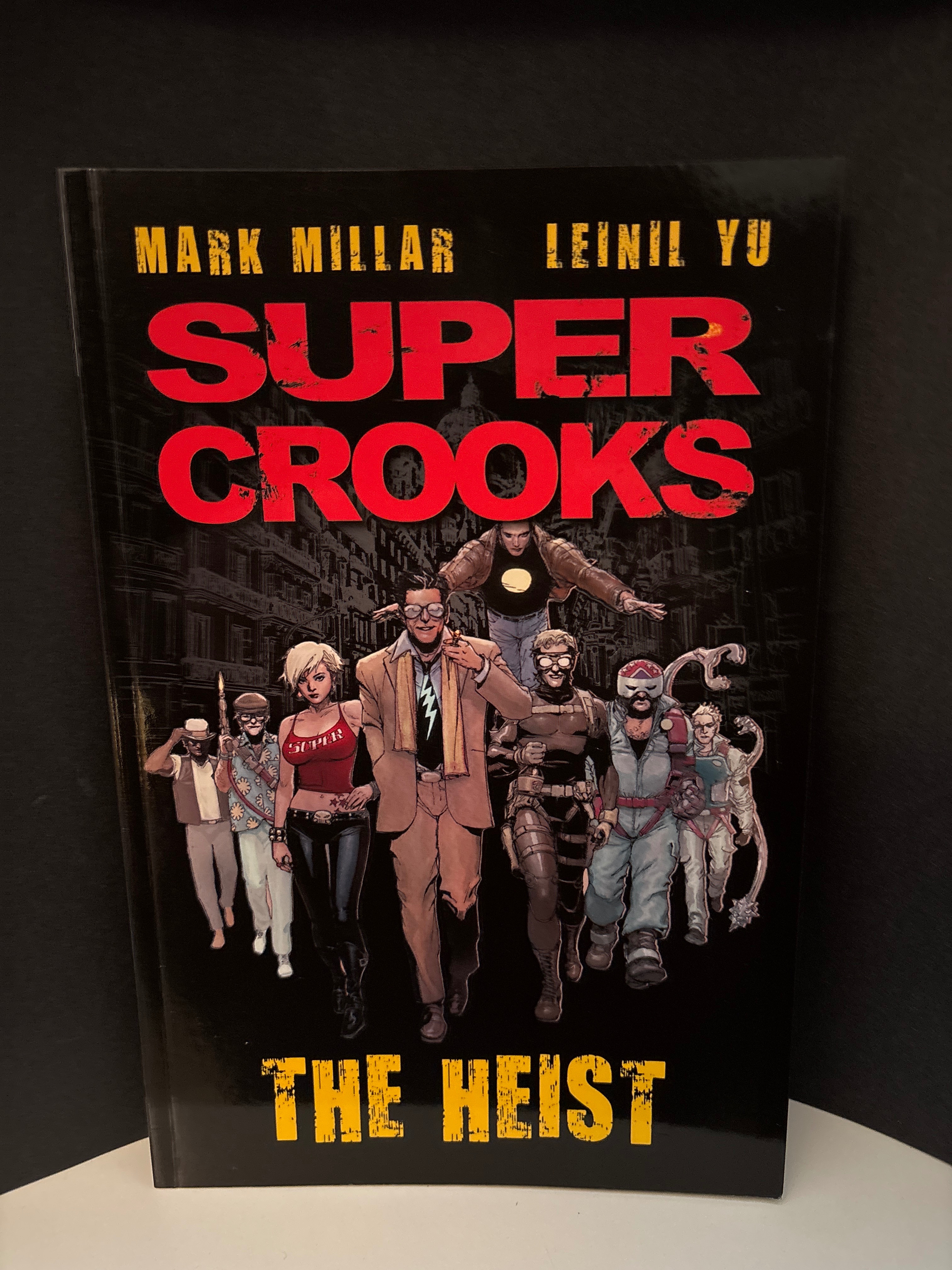 Super Crooks: The Heist cover