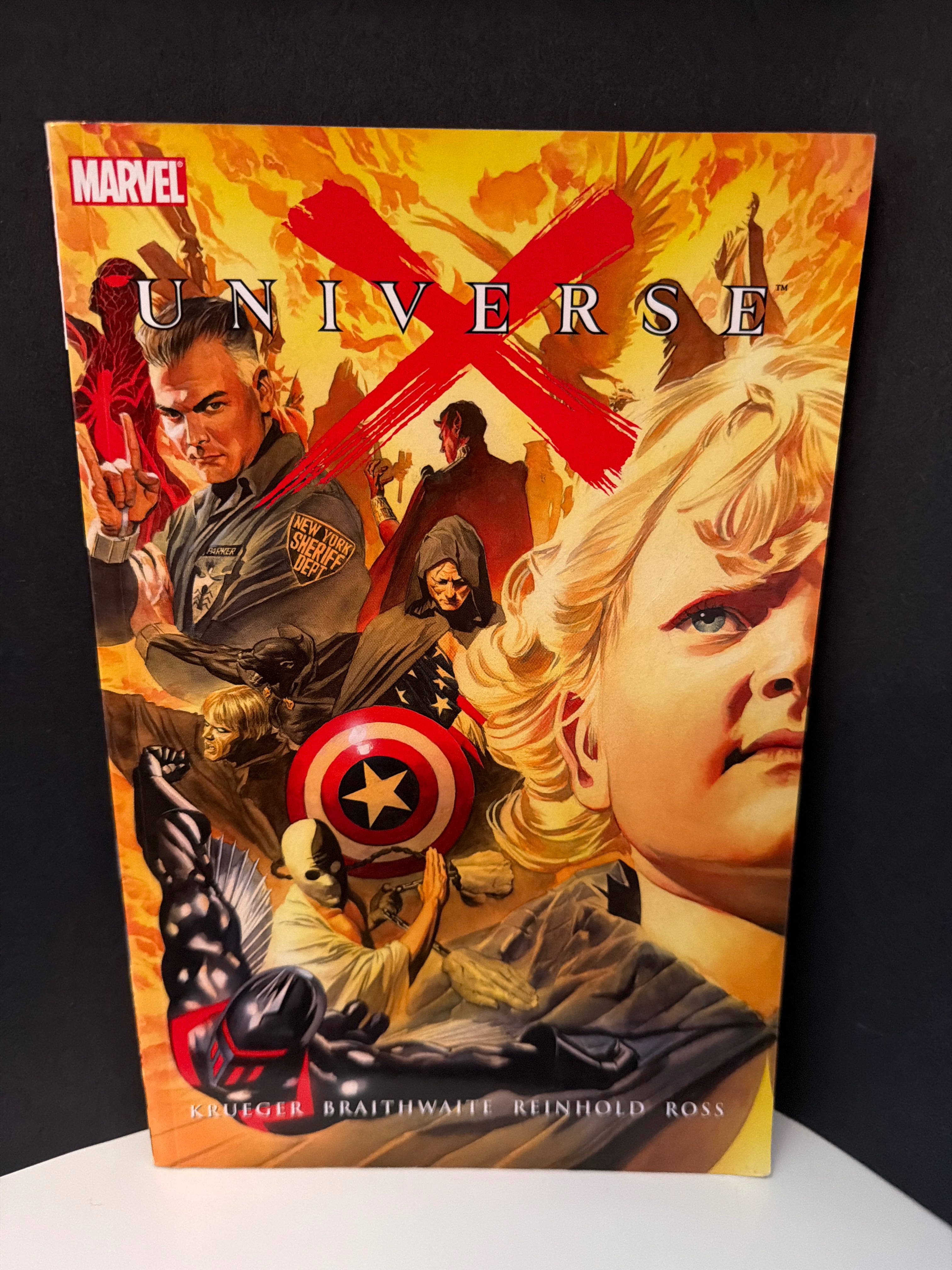 Universe X vol 1 cover