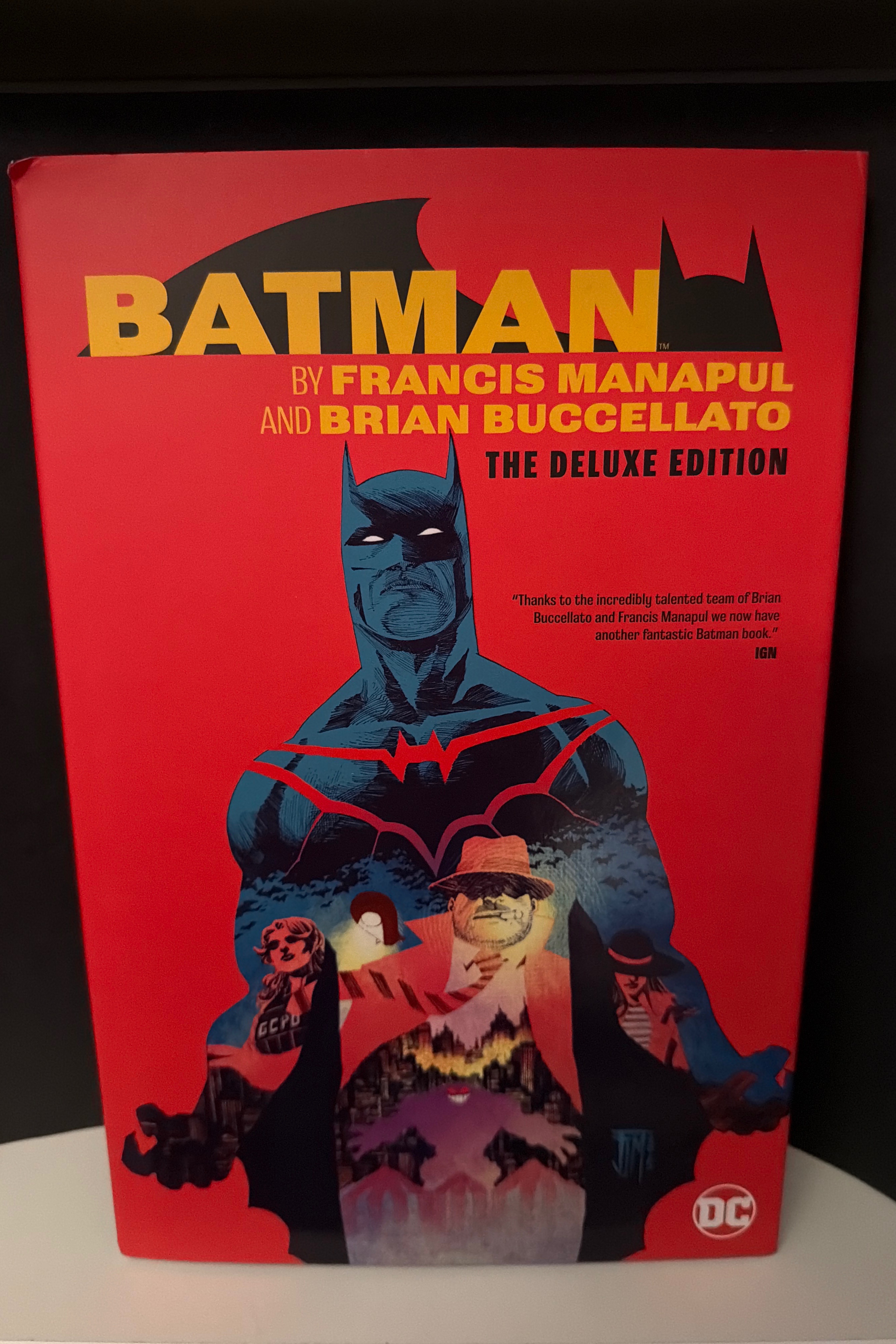 Batman By Francis Manapul And Brian Buccellato: The Deluxe Edition cover